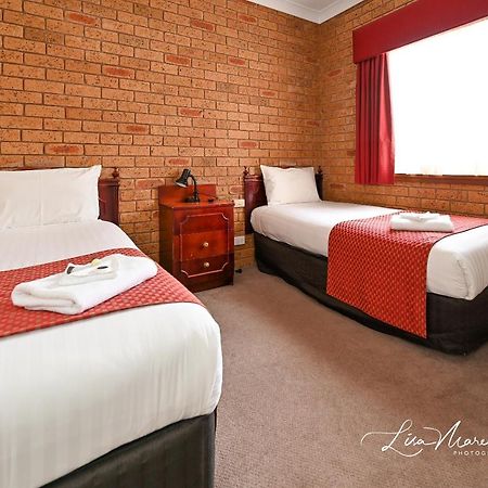 Narrandera Club Motor Inn Εξωτερικό φωτογραφία
