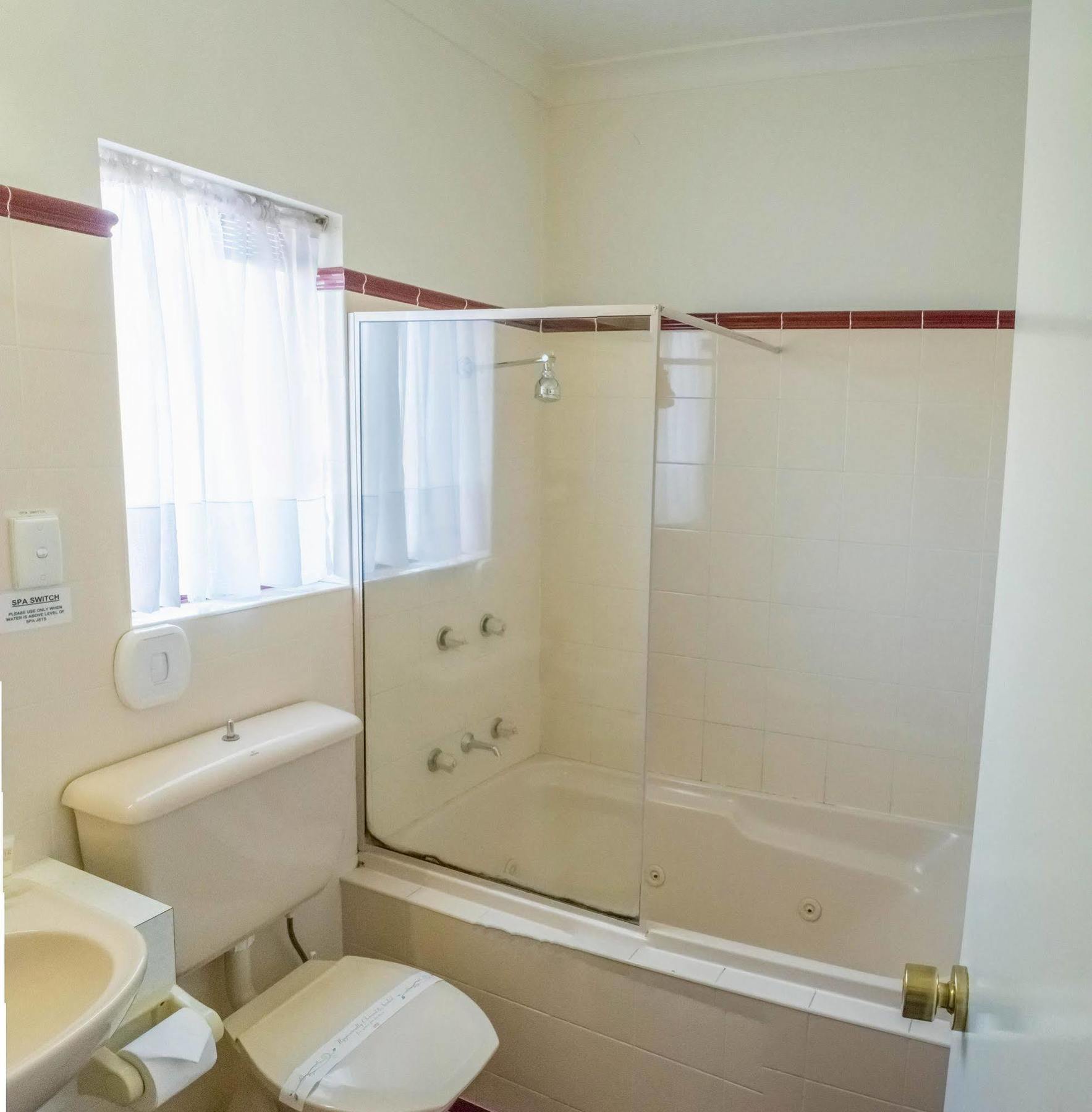 Narrandera Club Motor Inn Εξωτερικό φωτογραφία