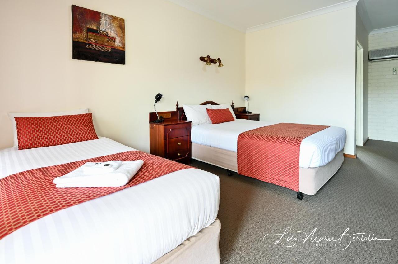 Narrandera Club Motor Inn Εξωτερικό φωτογραφία